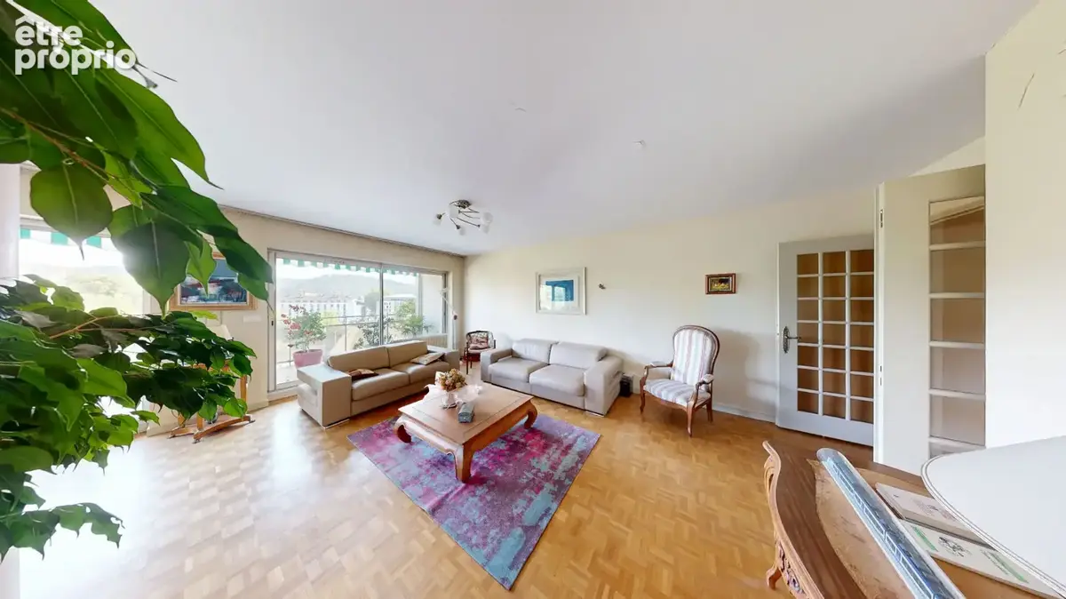 Appartement à 2 minutes du centre ville, terrasse, 3 chambres - photo 2