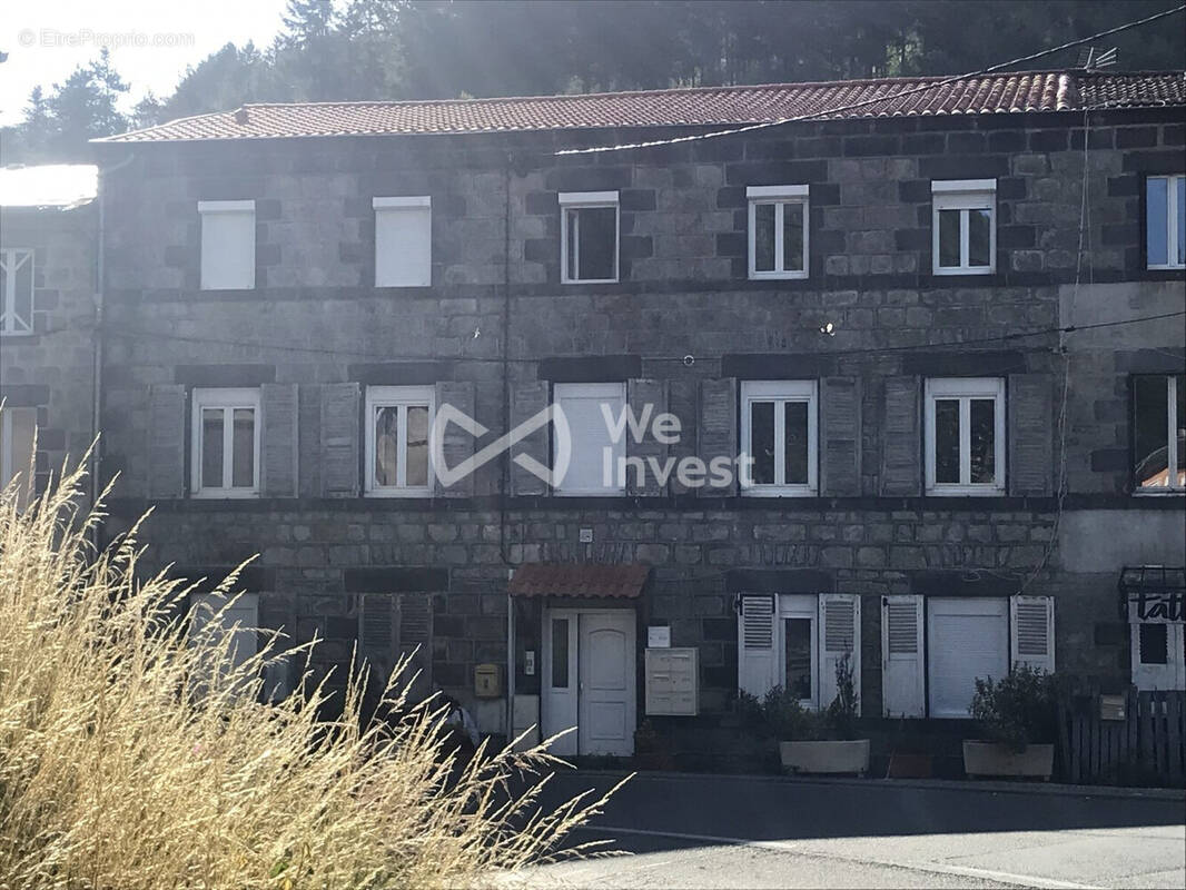 Appartement à THIERS