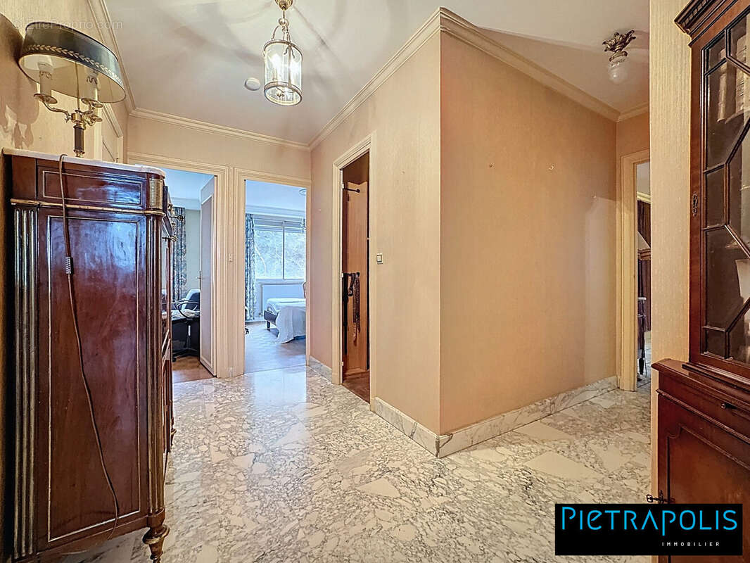 Appartement 118 m² à Caluire-Et-Cuire  - photo 9