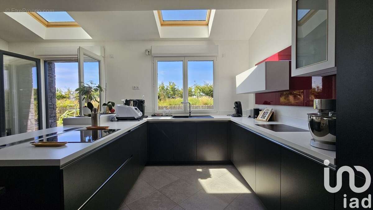 Photo 5 - Maison à CRESPIERES