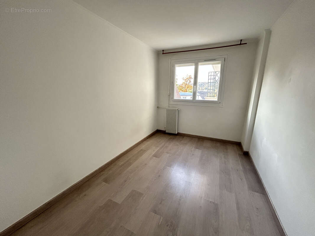 Appartement à VILLEBON-SUR-YVETTE