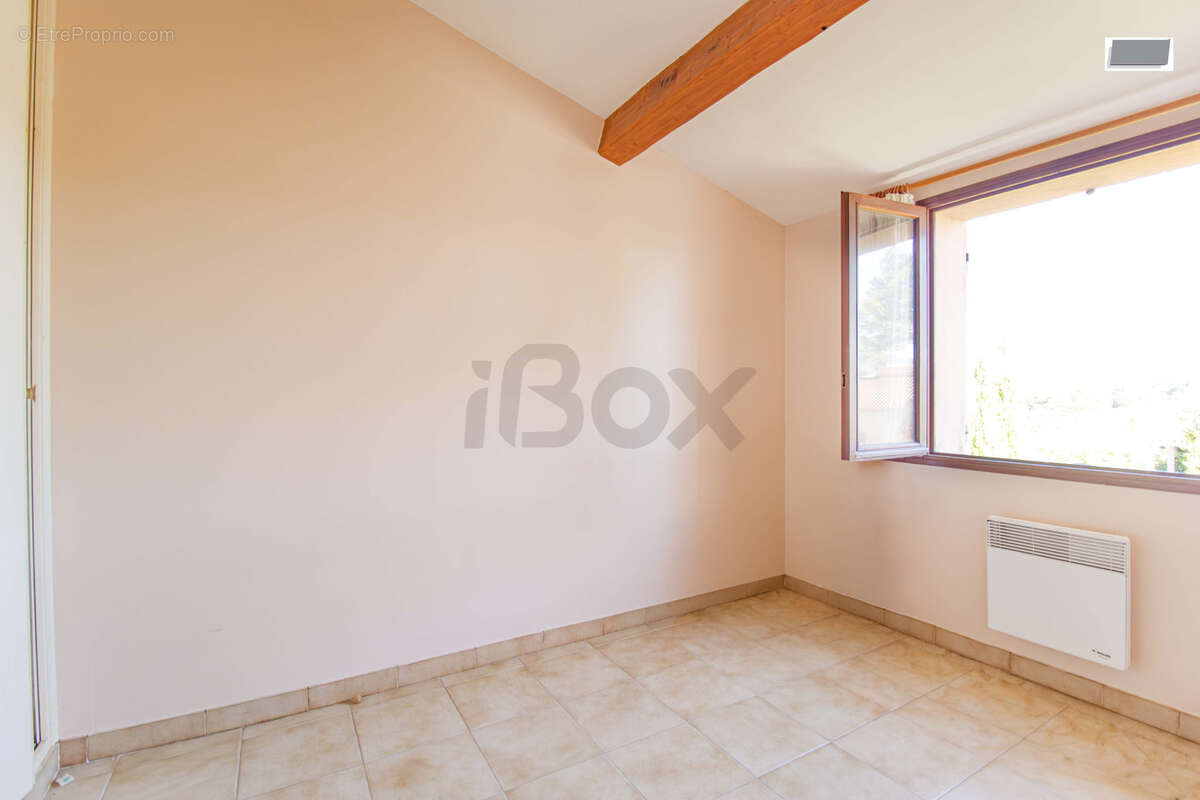 Maison à SIX-FOURS-LES-PLAGES