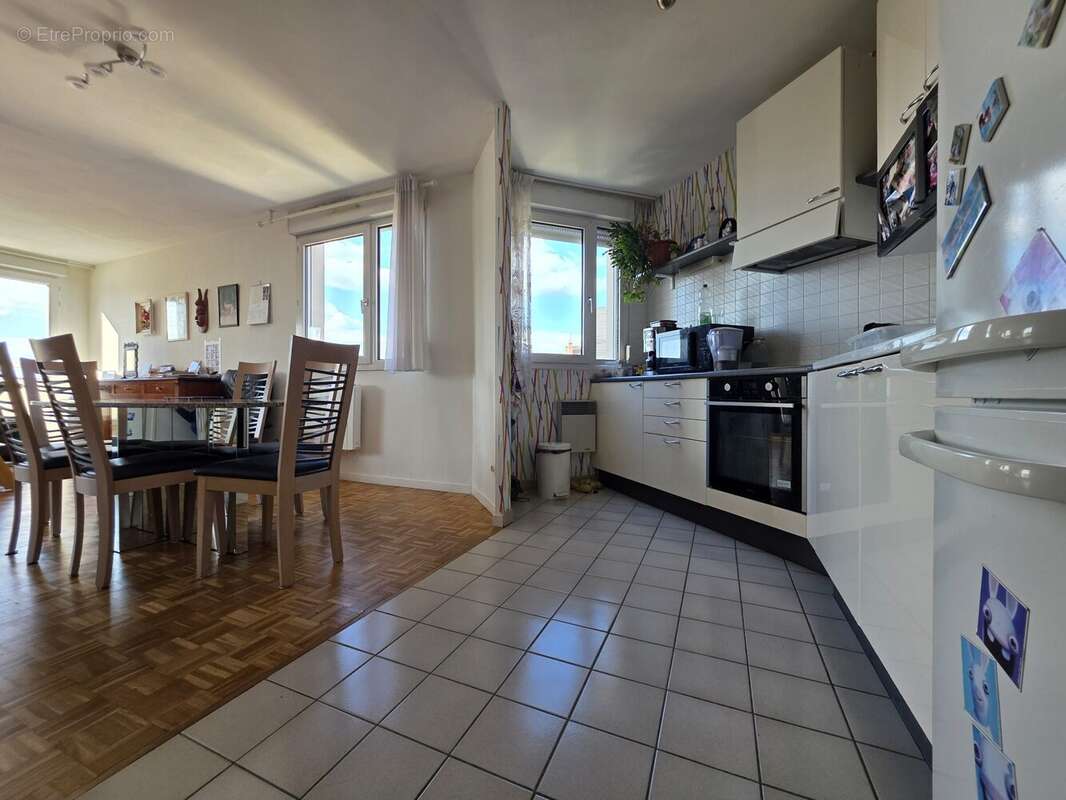 Appartement à VILLEURBANNE