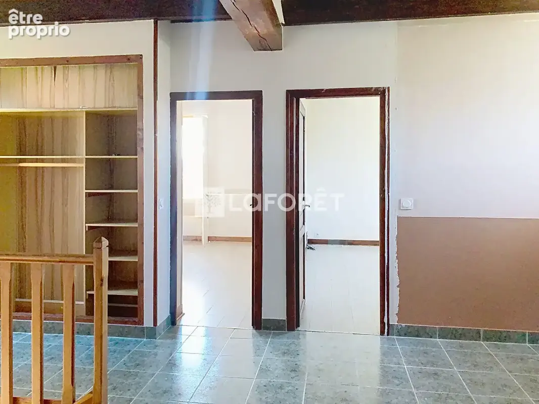 Maison familiale avec dépendances 8 pièce(s) 175 m2 - photo 11