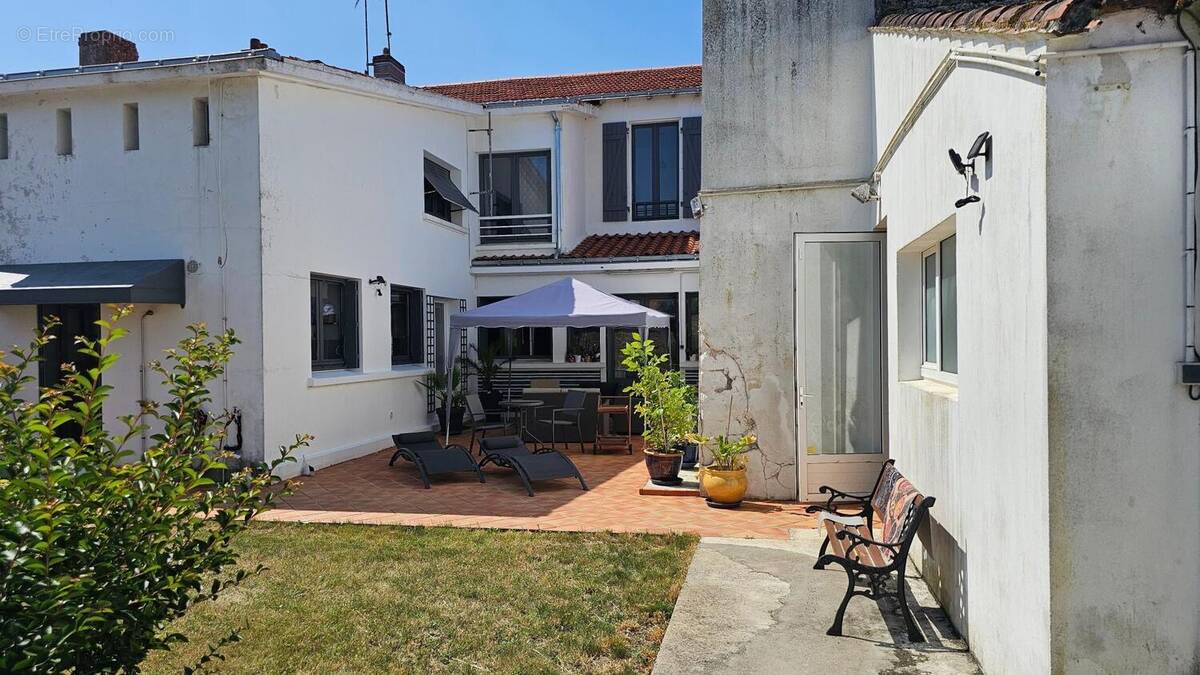 Photo 1 - Maison à LUCON