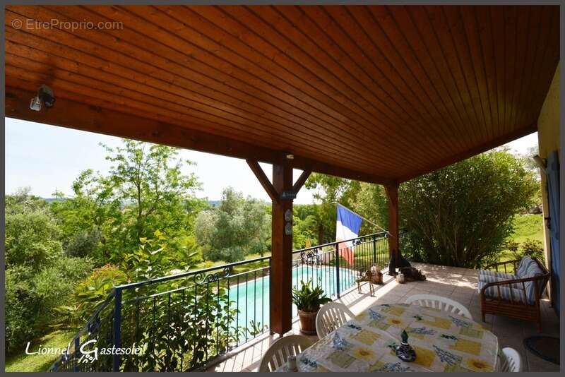 Maison à PORT-SAINTE-FOY-ET-PONCHAPT