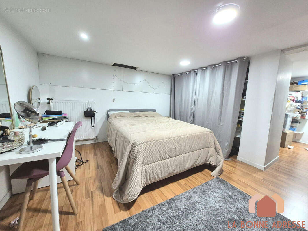 CHAMBRE SOUS SOL - Maison à TOURCOING