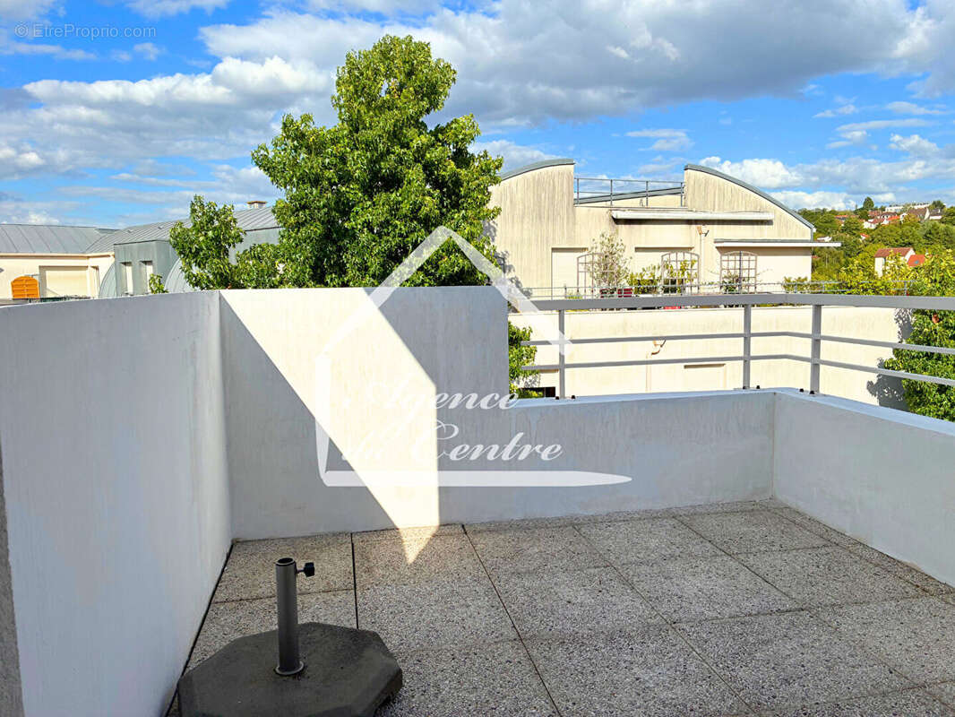 Duplex en dernier etage centre ville - photo 5