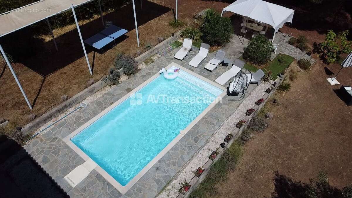 Maison 144 m² à Afa  - photo 33