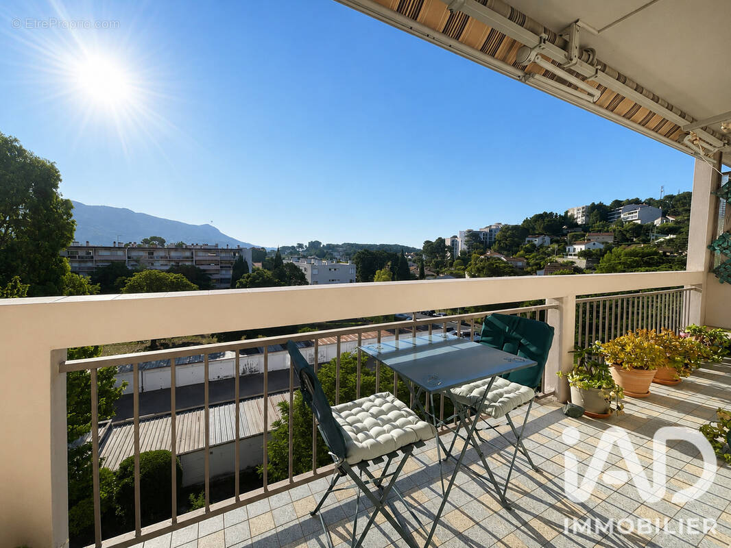Photo 1 - Appartement à TOULON