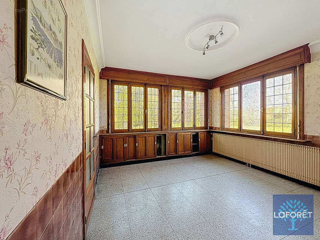 Maison de maître avec terrain constructible Saint-Amand-Les-Eaux - photo 6