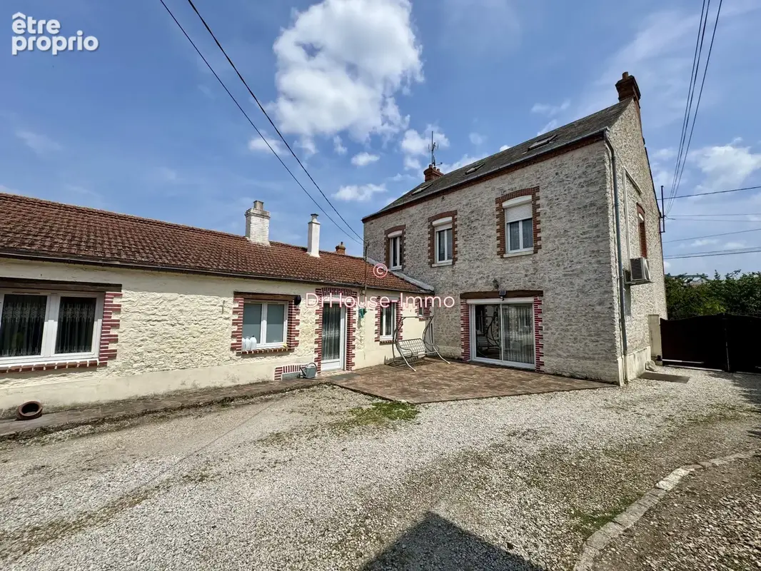 Maison 15 pièces 270 m² à vendre à Corbeilles (45490) - photo 19