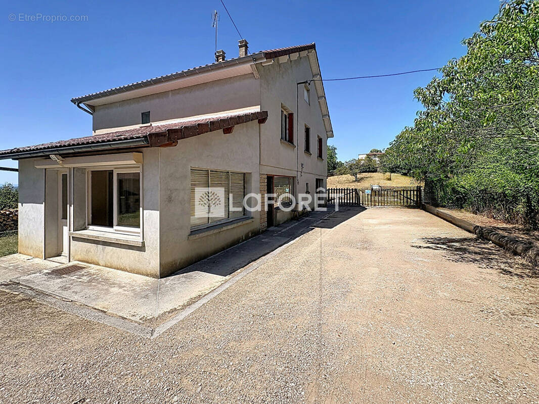 Maison à CHAMPAGNAT