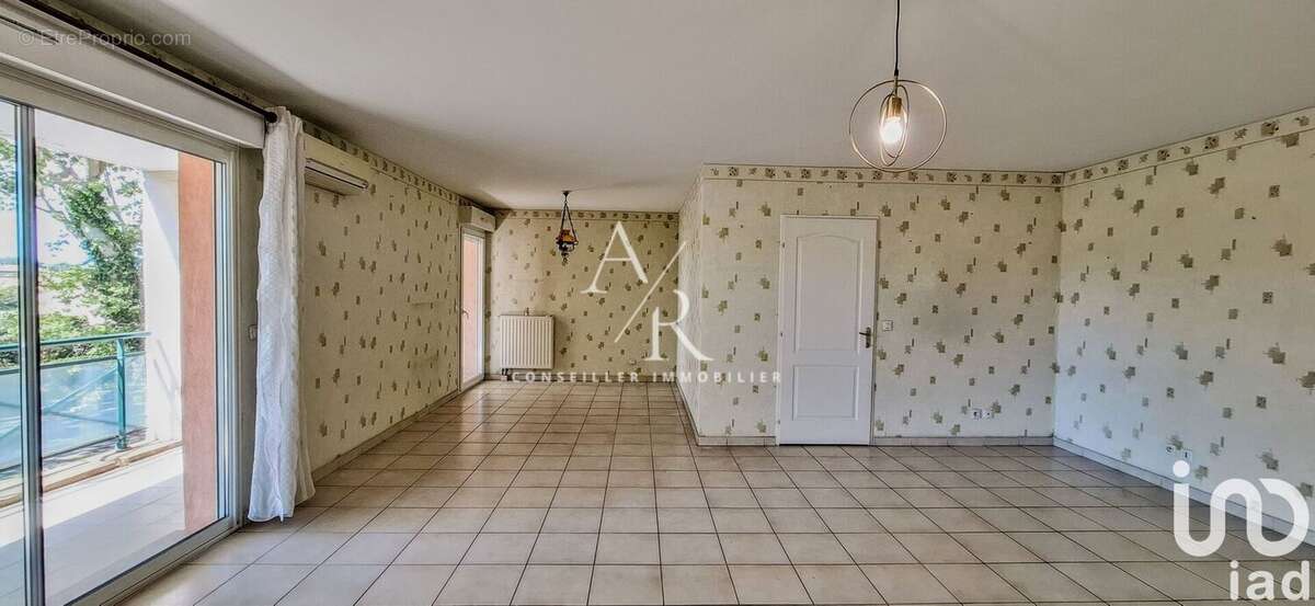 Photo 4 - Appartement à SAINT-MARTIN-DE-CRAU