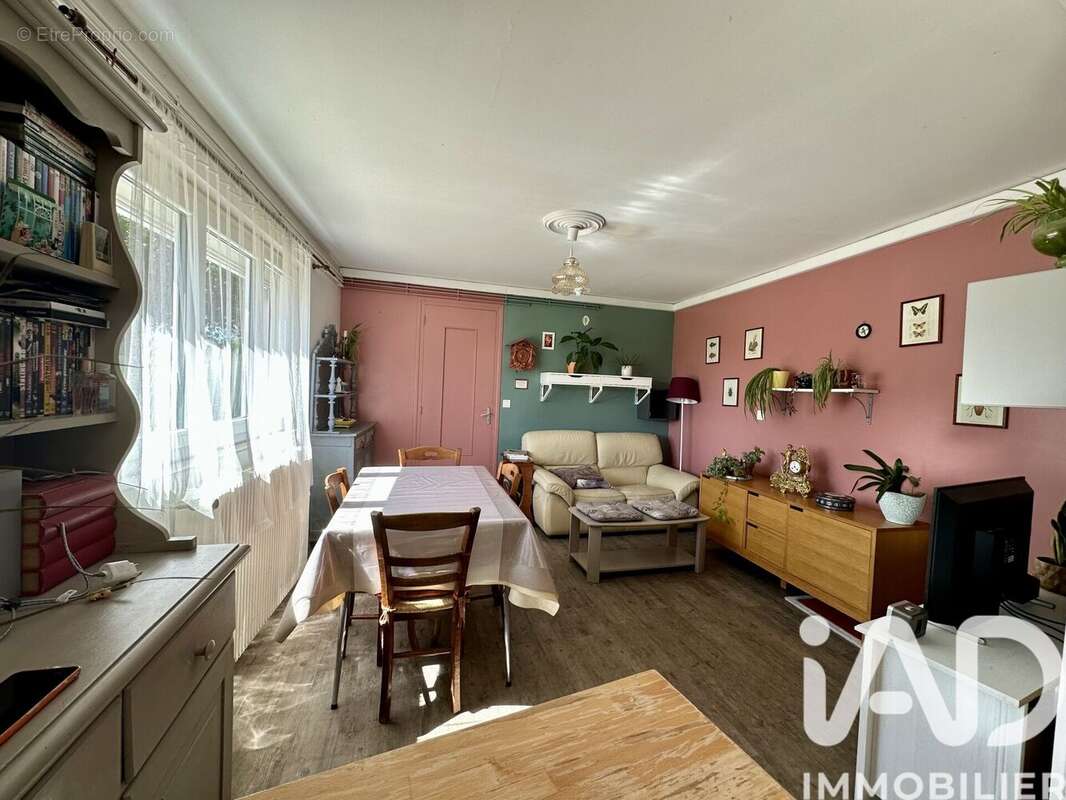 Maison 146 m² à La Feuillie  - photo 4