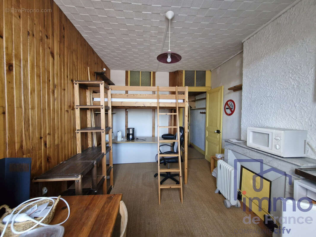 Appartement à SAINT-ETIENNE