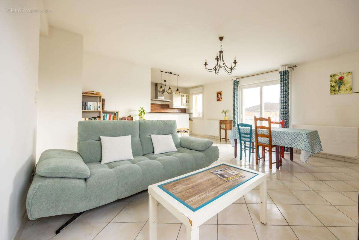 Appartement à SAINT-SEBASTIEN-SUR-LOIRE