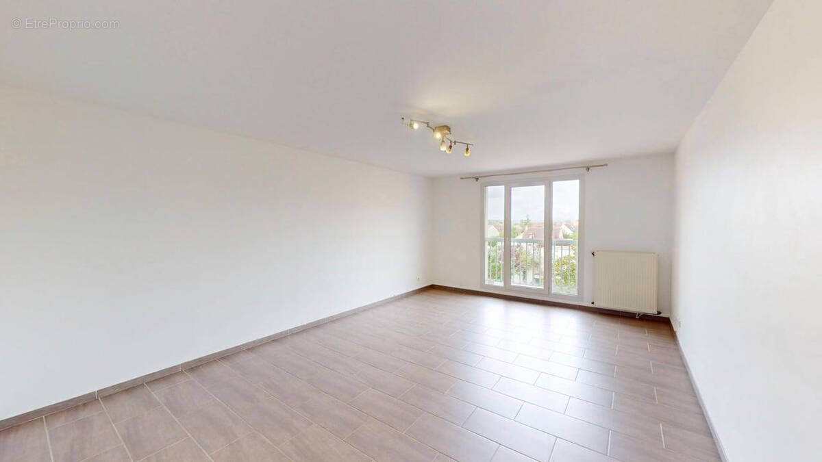 Appartement à ISSOU