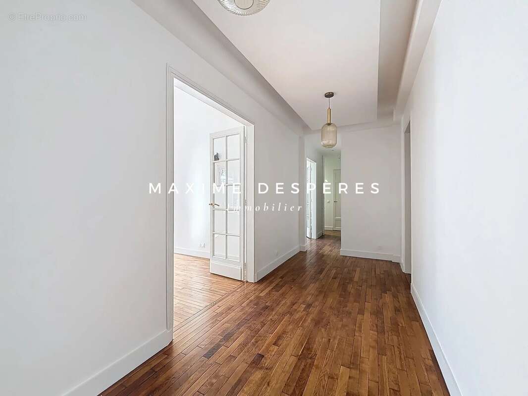 Appartement à PARIS-11E