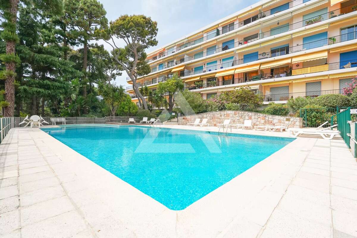 Appartement à CAP-D'AIL