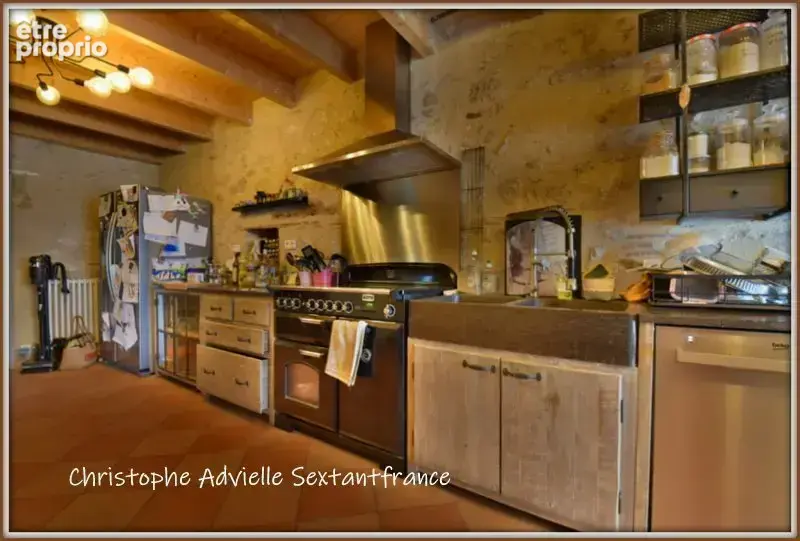 Ensemble immobilier, habitation 230 M2, 5 chambres d'hôtes, 2 gîtes, piscine sur 1 Ha - photo 11