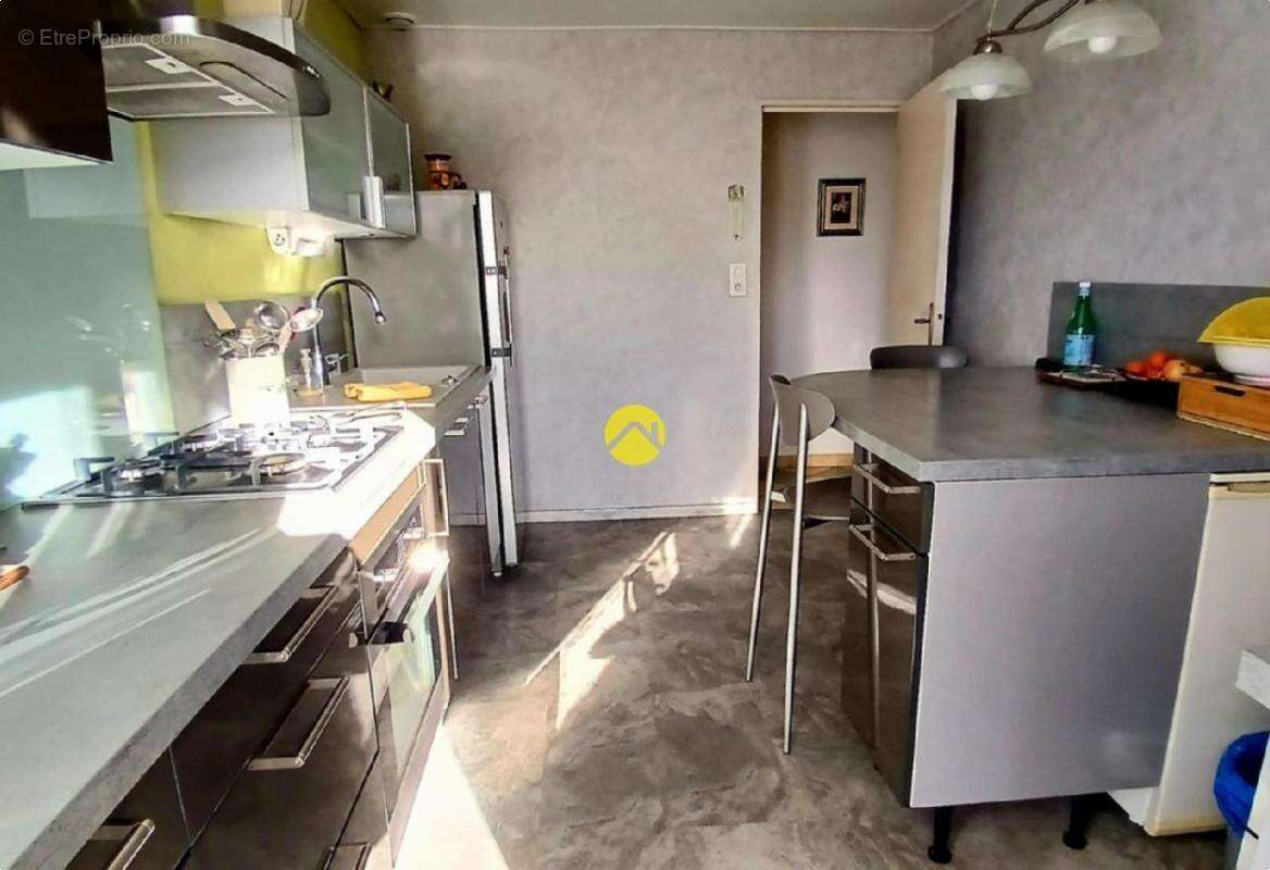 Très bel appartement T3/T4 - photo 7