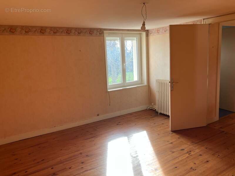 Maison à BELLEVILLE