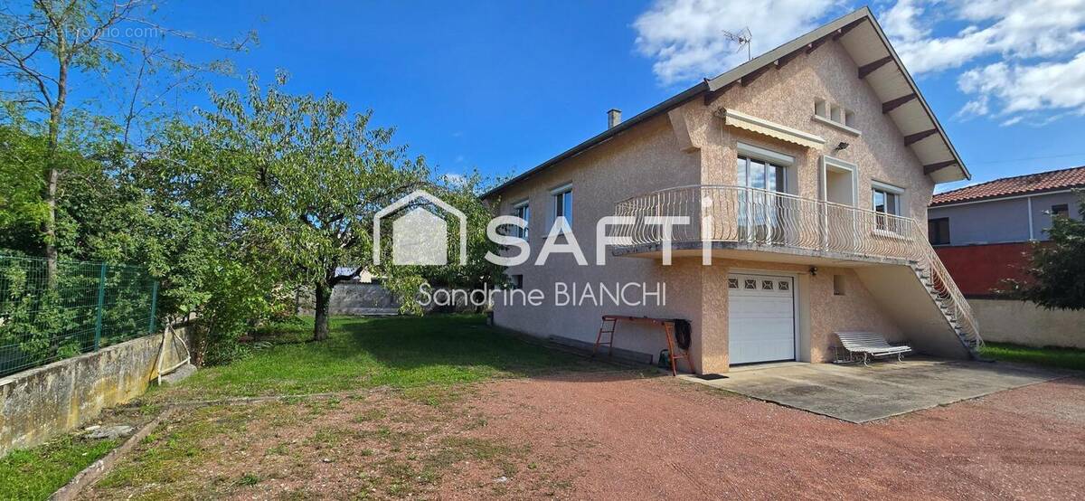 Photo 1 - Maison à SAINT-BONNET-DE-MURE