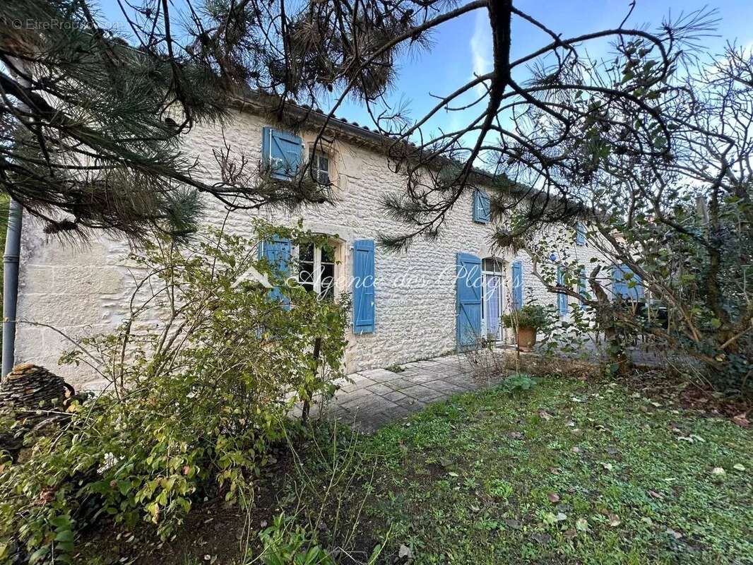 Maison à MESCHERS-SUR-GIRONDE