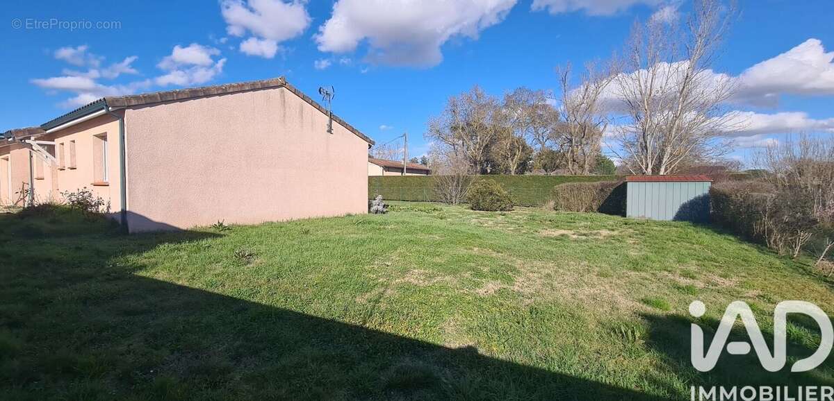 Photo 2 - Maison à LA VILLE-DIEU-DU-TEMPLE