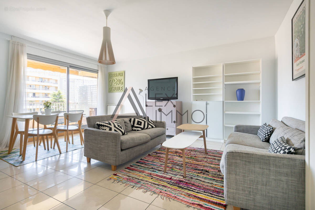 Appartement à MARSEILLE-5E