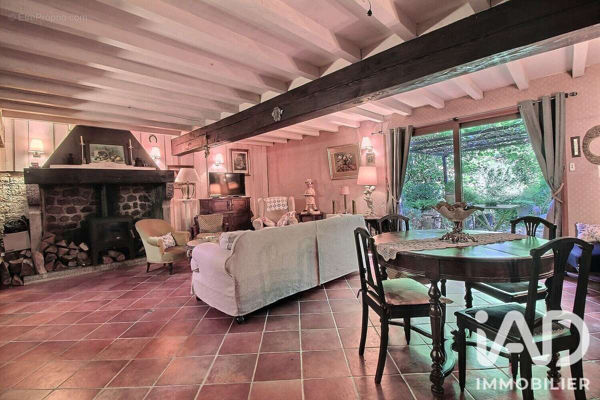 Maison 162 m² à Pontcharraud  - photo 6