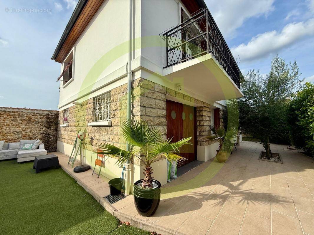 Maison à ENGHIEN-LES-BAINS