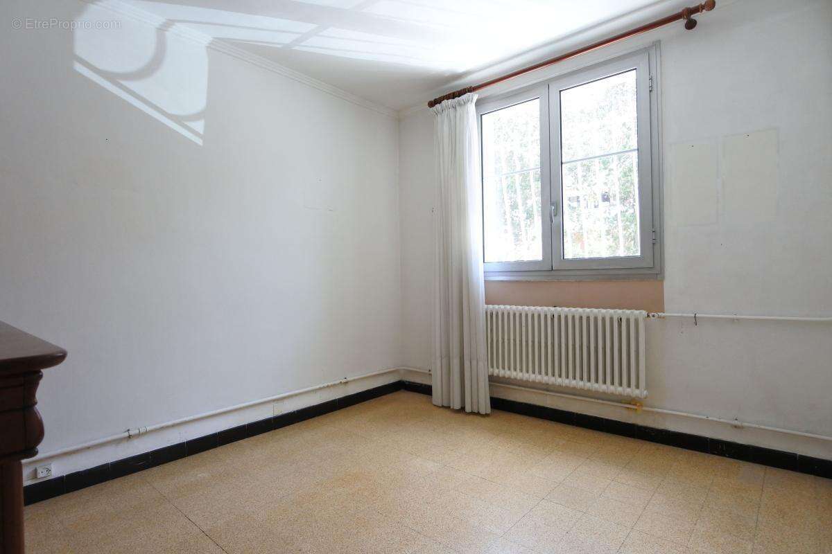 Appartement à MARSEILLE-12E