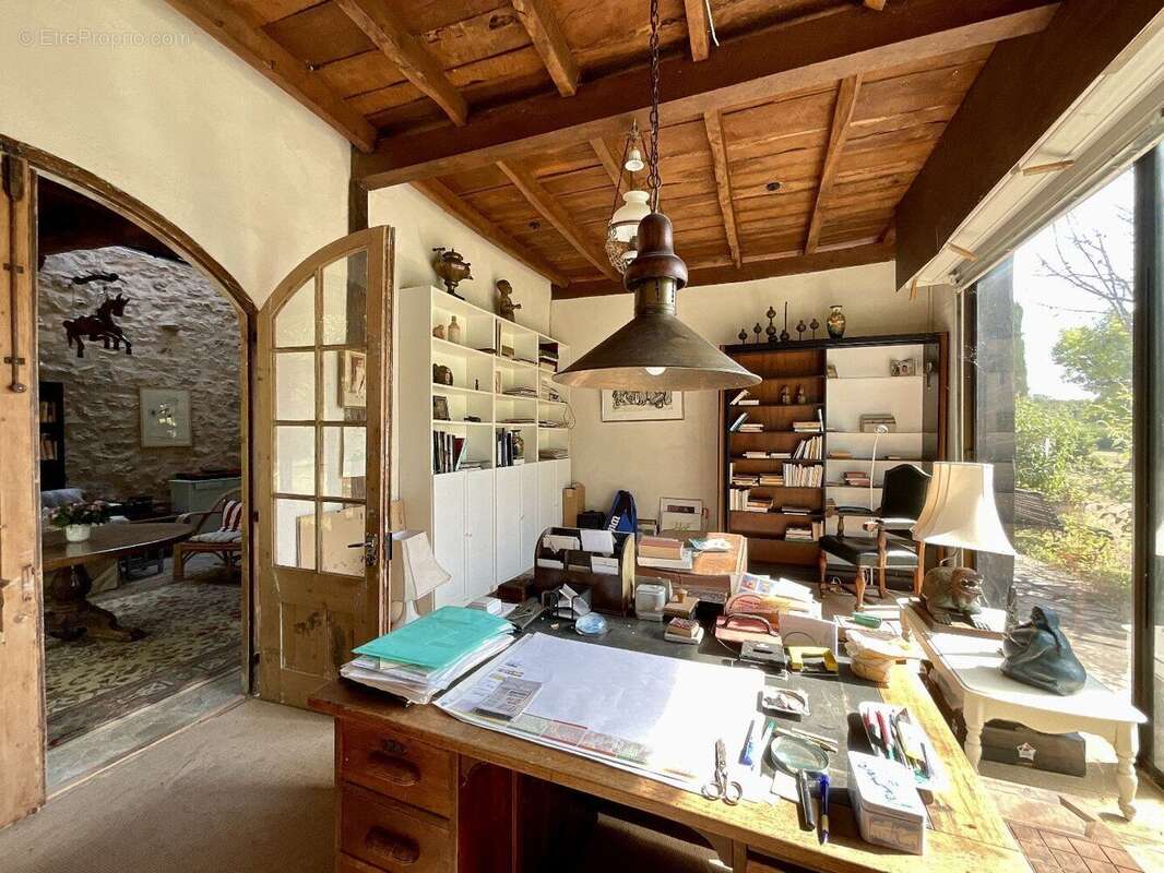Corps de ferme - 300m2 hab. - 2,5 ha - photo 12