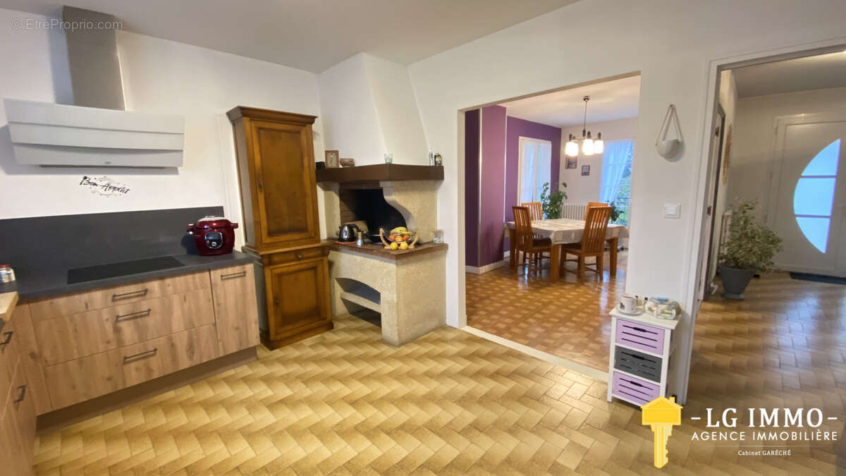 Maison à SAINT-FORT-SUR-GIRONDE