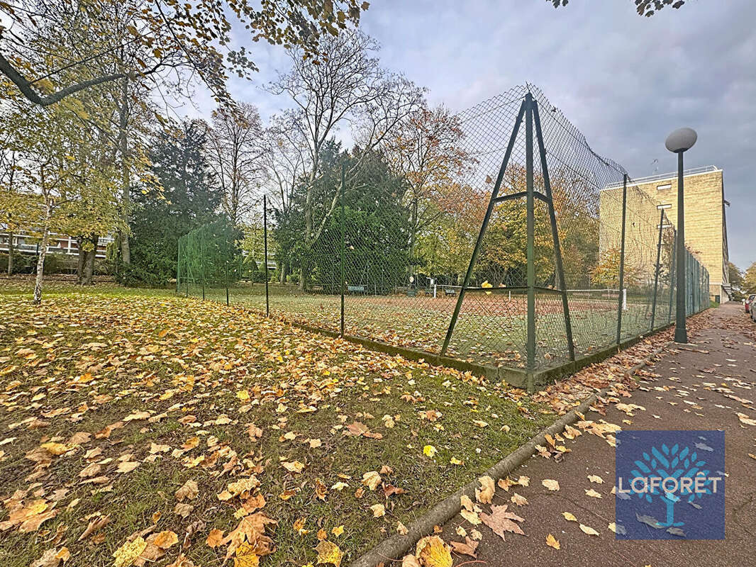 Appartement à CHILLY-MAZARIN