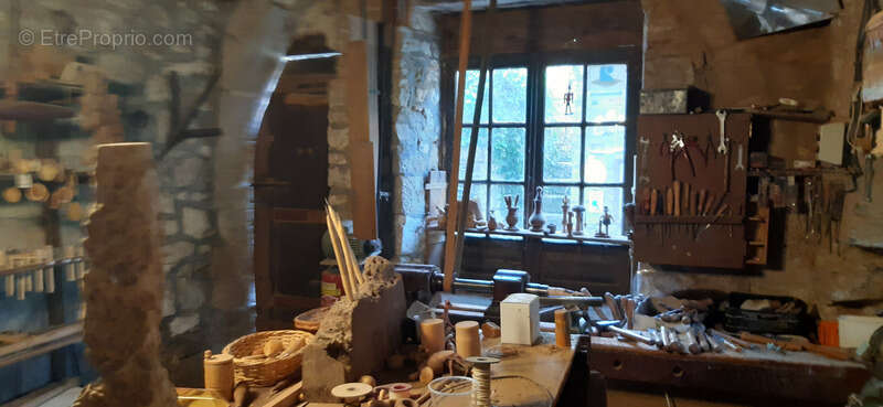 Maison à SAINT-CIRQ-LAPOPIE