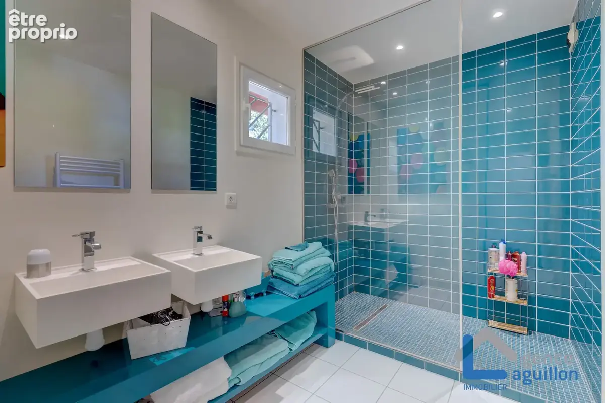 Quartier chantaco dans domaine privee- superbe villa avec piscine et vue rhune - photo 16