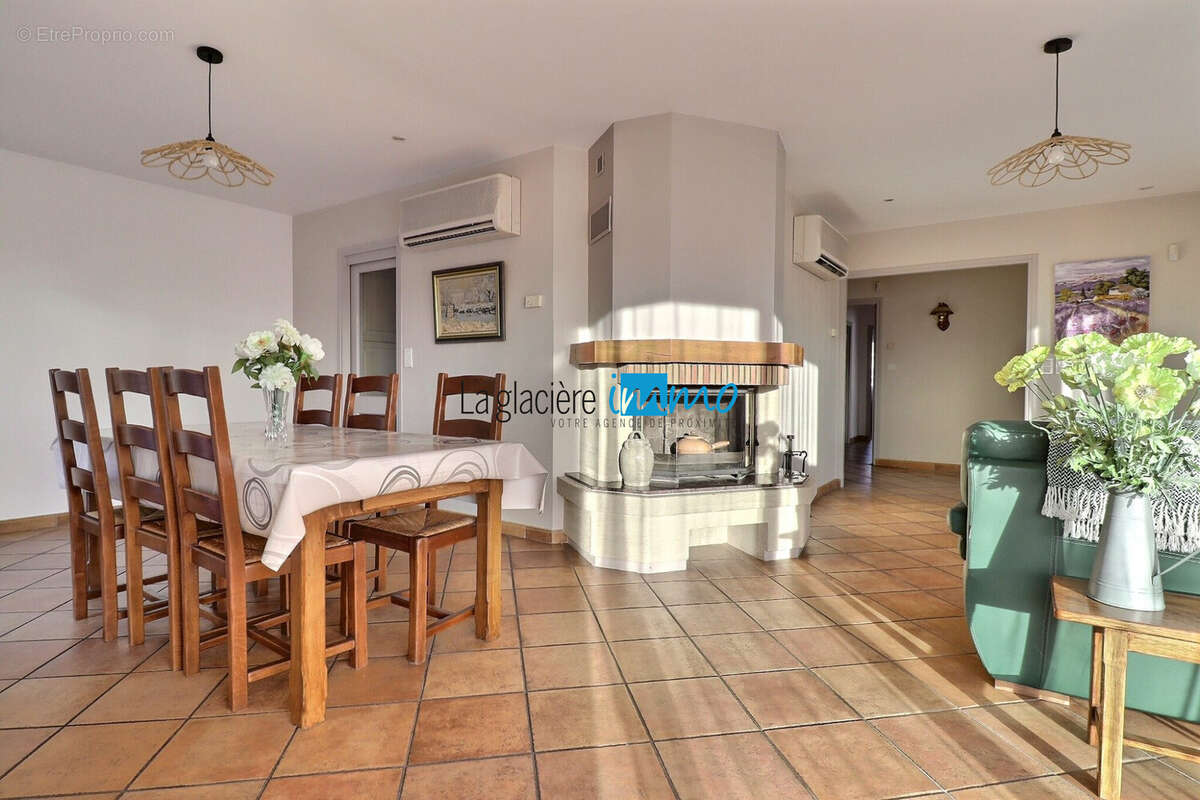 Maison à CLERMONT-FERRAND