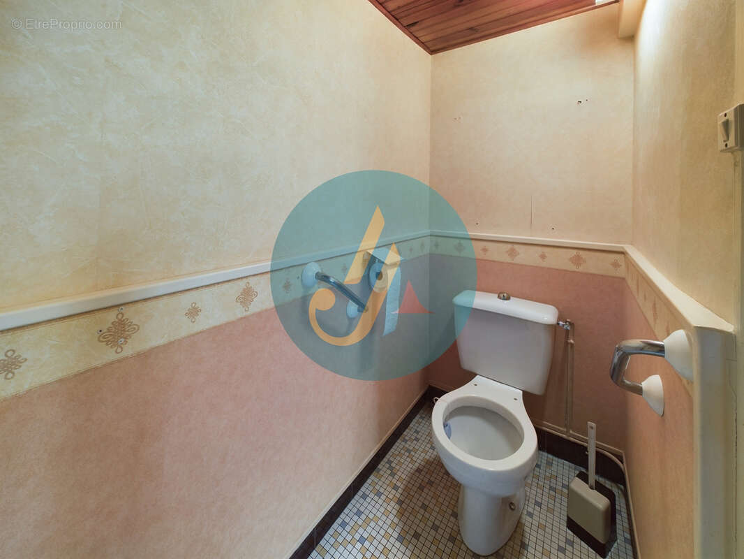 Maison de village polyvalente à Arquian : résidence principale, secondaire ou investissement locatif - photo 17