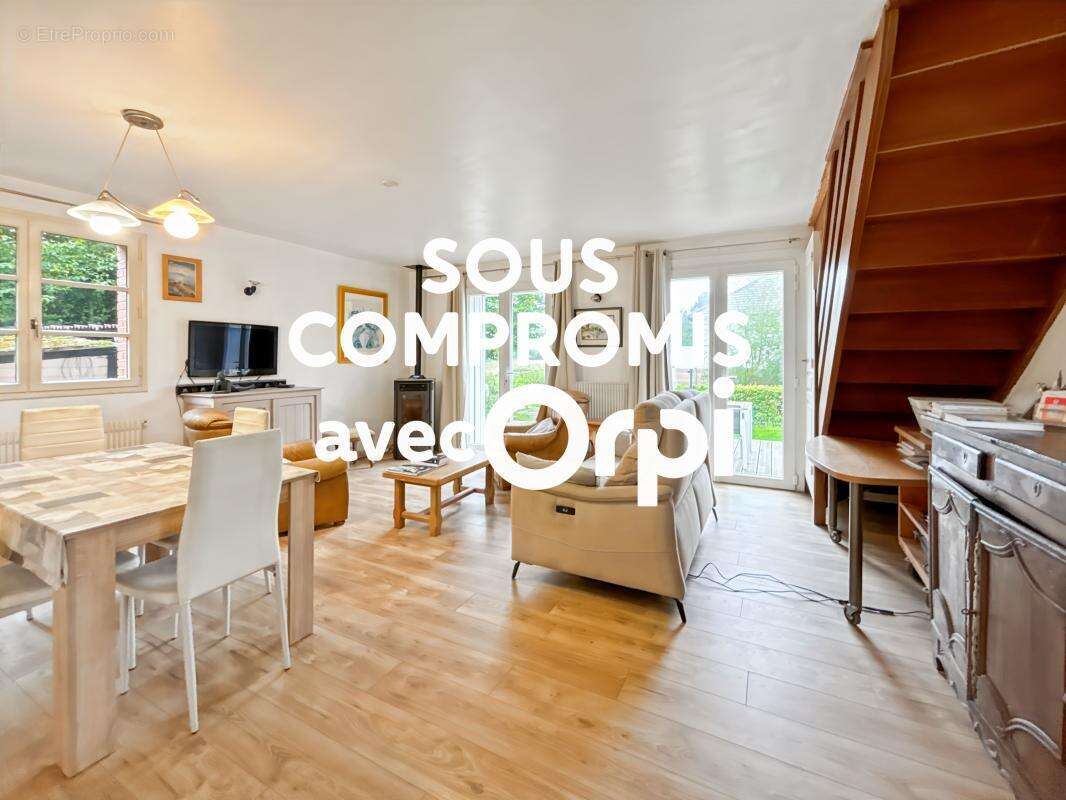 Maison à LA CAPELLE-LES-BOULOGNE