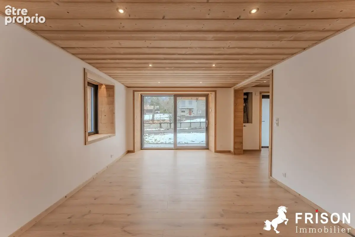 Appartement 4 pièces 114 m² à vendre à Bernex (74500) - photo 2