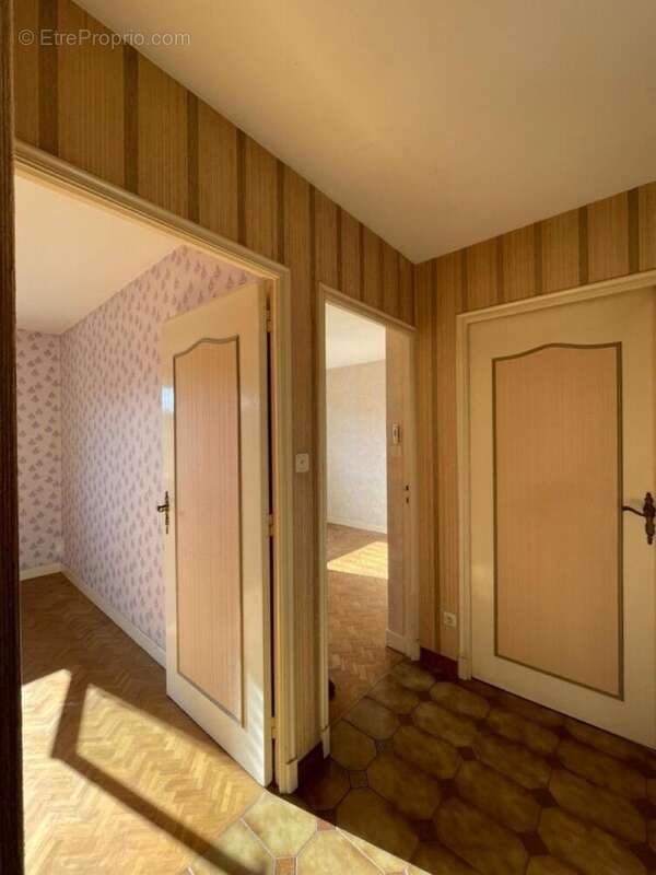 Photo 6 - Maison à MONTLUCON