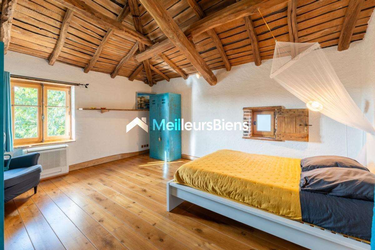 Maison bressane 327m² à Sulignat, terrain 4863m² - photo 15