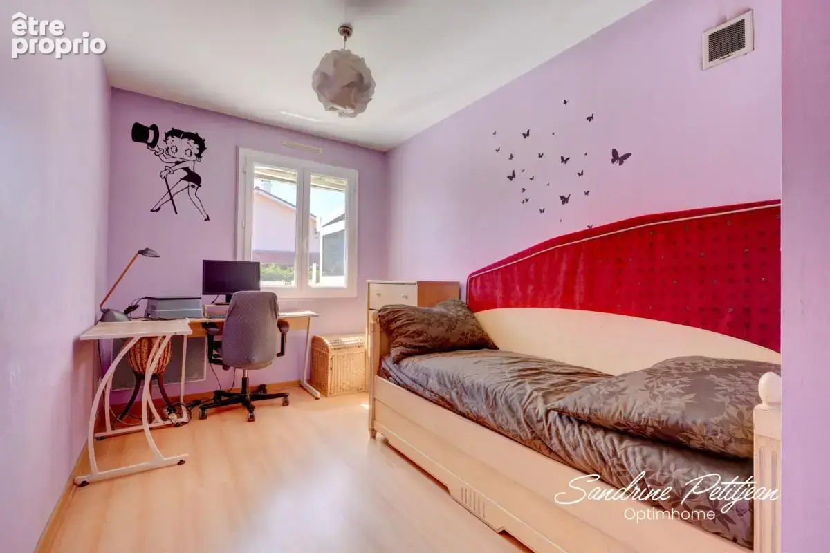 À vendre – Maison familiale de plain-pied 108.5 m² (4 chambres - Véranda) + Garage – Piscine – Terrain 555 m² – Saint-André-de-C - photo 13