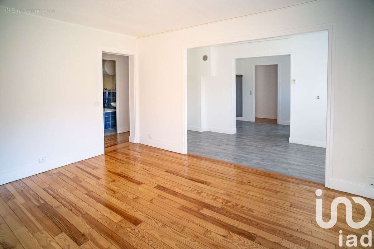 Photo 4 - Appartement à CHARLEVILLE-MEZIERES