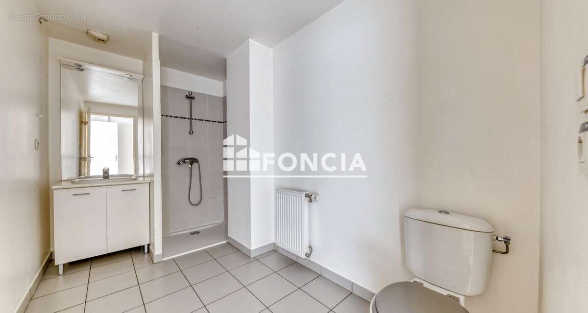 Appartement à LYON-8E