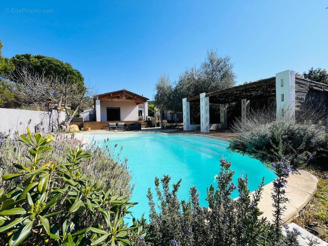 Photo 1 - Maison à PUJAUT