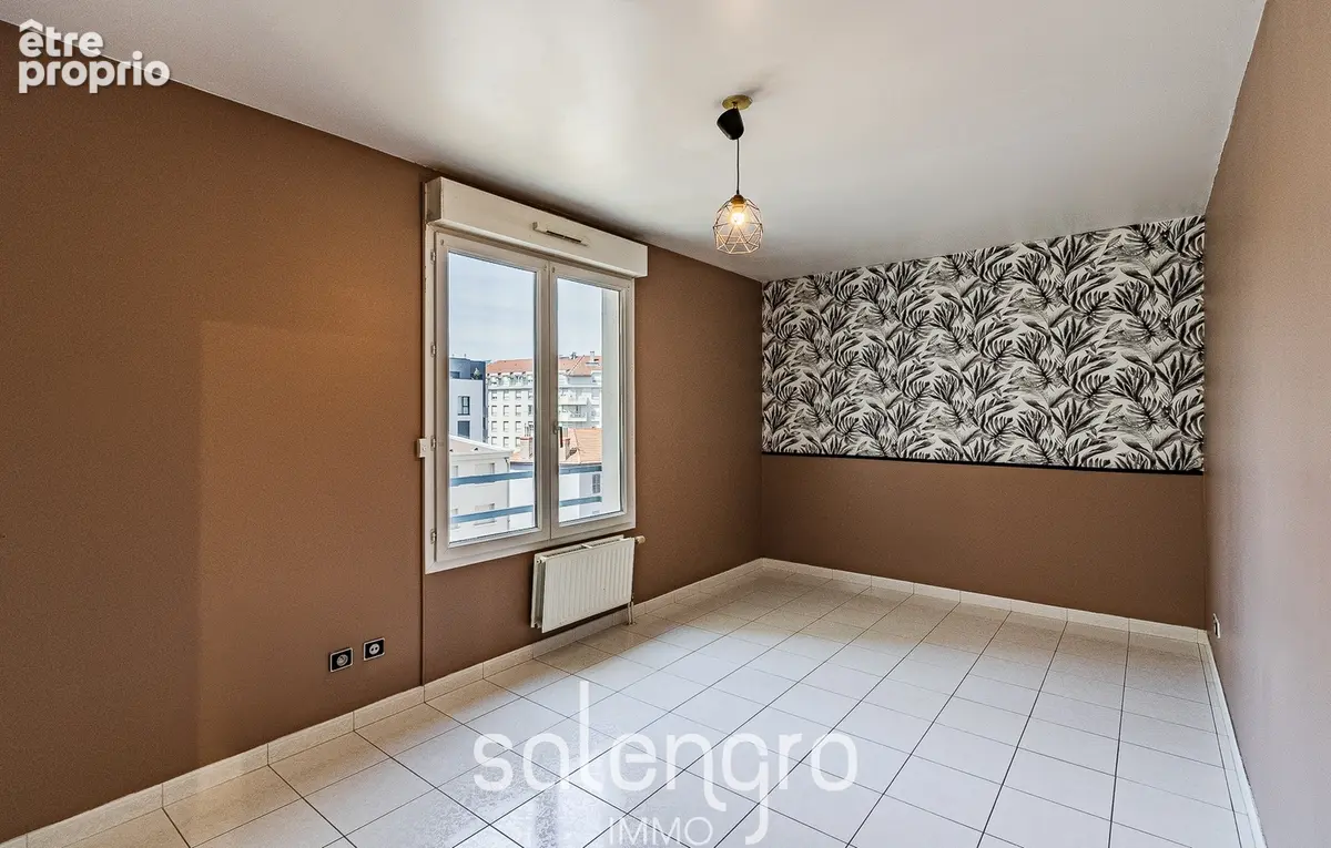 Appartement 58 m² à Villeurbanne  - photo 2